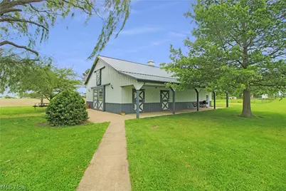 9775 W Bloom Road, Port Clinton, OH 43449 - Photo 47