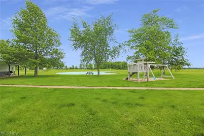 9775 W Bloom Road, Port Clinton, OH 43449 - Photo 3