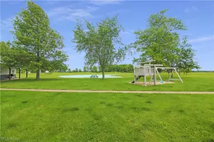 9775 W Bloom Rd, Port Clinton, OH 43449 - Photo 3
