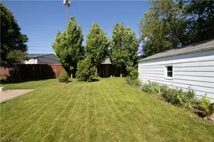 317 E 312th St, Willowick, OH 44095 - Photo 31