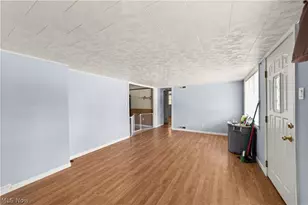 41511 Hazelwood St, Elyria, OH 44035 - Photo 3