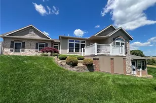 203 Heritage Crossing SE, Sugarcreek, OH 44681 - Photo 5