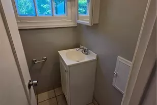 1405 Villa Dr, South Euclid, OH 44121 - Photo 9