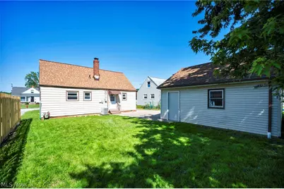 424 E 308th Street, Willowick, OH 44095 - Photo 41