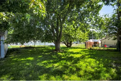 424 E 308th Street, Willowick, OH 44095 - Photo 45