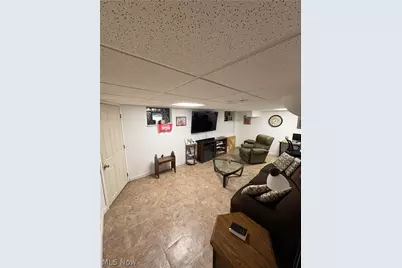 3721 Collins Way, Weirton, WV 26062 - Photo 41