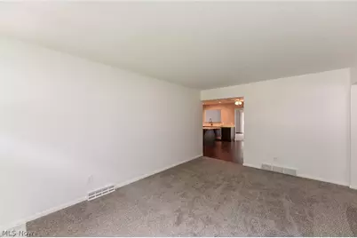 3862 & 3866 Seneca Street, Stow, OH 44224 - Photo 5