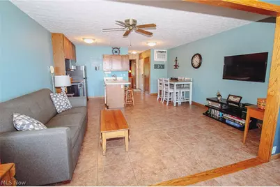 230 W Lakeshore Drive #F, Port Clinton, OH 43452 - Photo 9