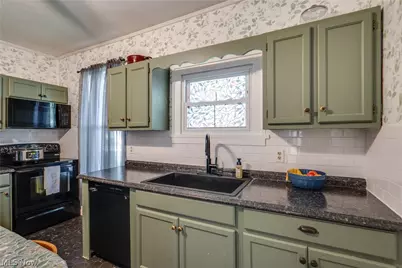 431 11th Street NE, Massillon, OH 44646 - Photo 15