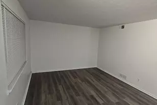 1921 Preston Ave, Akron, OH 44305 - Photo 9