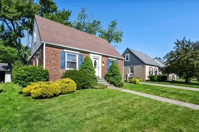208 Longfellow Street, Elyria, OH 44035 - Photo 3