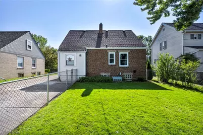 208 Longfellow Street, Elyria, OH 44035 - Photo 33