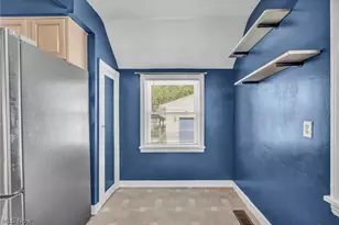 208 Longfellow St, Elyria, OH 44035 - Photo 13