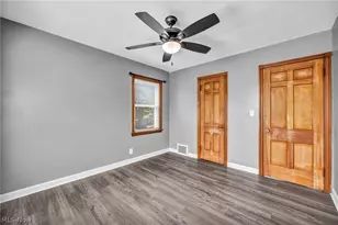 208 Longfellow St, Elyria, OH 44035 - Photo 19