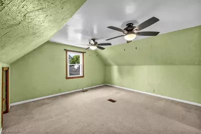 208 Longfellow Street, Elyria, OH 44035 - Photo 25