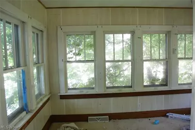 1020 Falls Avenue, Cuyahoga Falls, OH 44221 - Photo 15