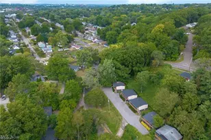 1933 Preston Ave, Akron, OH 44305 - Photo 9