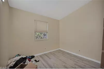 1933 Preston Avenue, Akron, OH 44305 - Photo 5