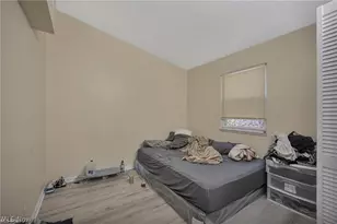 1933 Preston Ave, Akron, OH 44305 - Photo 7