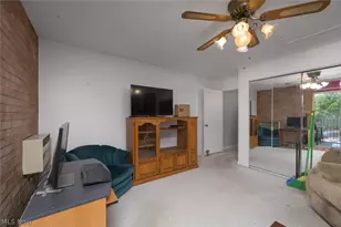 2331 E Market St, Akron, OH 44312 - Photo 13