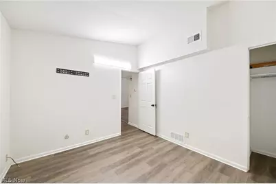 1939 Preston Avenue, Akron, OH 44305 - Photo 5