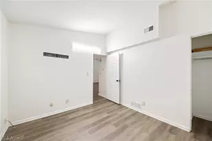 1939 Preston Ave, Akron, OH 44305 - Photo 5