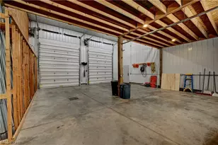 7839 Chestnut Ridge Rd NW, Beach City, OH 44608 - Photo 19