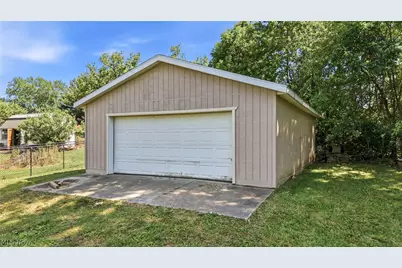 1795 Allen Drive, Salem, OH 44460 - Photo 3