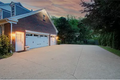 5854 Loma Linda Lane NE, Canton, OH 44721 - Photo 3