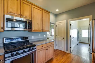 750 Hickory St, Akron, OH 44303 - Photo 15