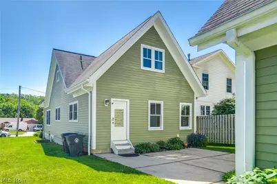 750 Hickory Street, Akron, OH 44303 - Photo 31