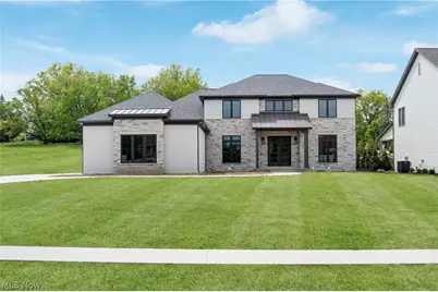 526 Sawgrass Drive, Fairlawn, OH 44333 - Photo 1