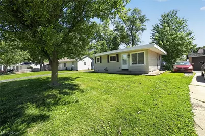 1239 E 332nd Street, Eastlake, OH 44095 - Photo 1