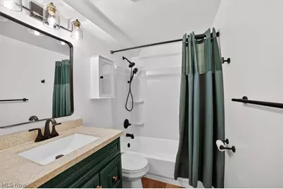 1239 E 332nd Street, Eastlake, OH 44095 - Photo 11