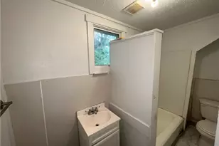 1409 Curtis St, Akron, OH 44301 - Photo 9
