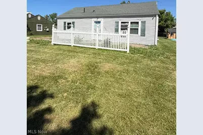 4047 Tacoma Avenue, Lorain, OH 44055 - Photo 3