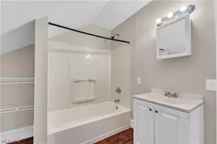 2050 W 83rd St, Loveland, OH 44102 - Photo 15