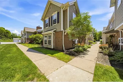 3371 Lenox Village #155, Fairlawn, OH 44333 - Photo 25