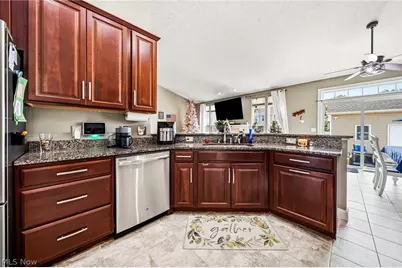 7347 Warblers Lane, North Ridgeville, OH 44039 - Photo 27