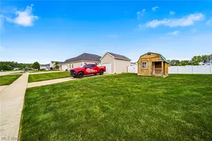 7347 Warblers Ln, North Ridgeville, OH 44039 - Photo 5