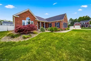 7347 Warblers Ln, North Ridgeville, OH 44039 - Photo 3