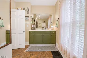 403 New St, Fairport Harbor, OH 44077 - Photo 19