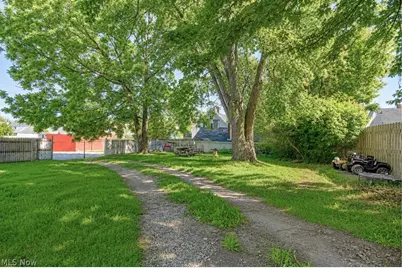403 New Street, Fairport Harbor, OH 44077 - Photo 41