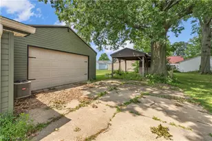 1542 Lynn Ave, Youngstown, OH 44514 - Photo 5