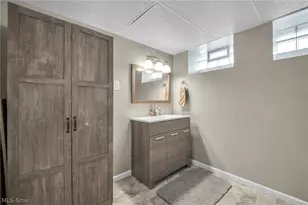 28815 Alton Rd, Wickliffe, OH 44092 - Photo 17
