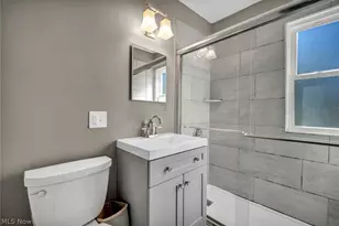 28815 Alton Rd, Wickliffe, OH 44092 - Photo 9