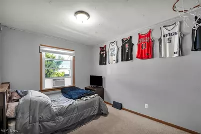 28815 Alton Road, Wickliffe, OH 44092 - Photo 13