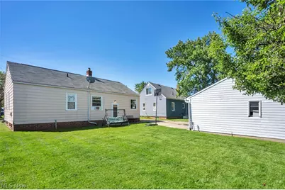 28815 Alton Road, Wickliffe, OH 44092 - Photo 23