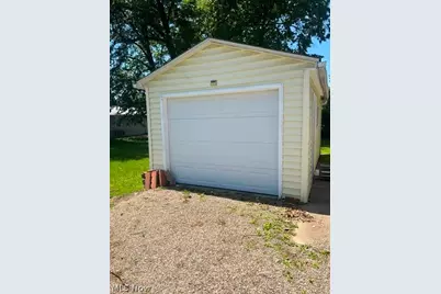 754 Francis Street, Zanesville, OH 43701 - Photo 3