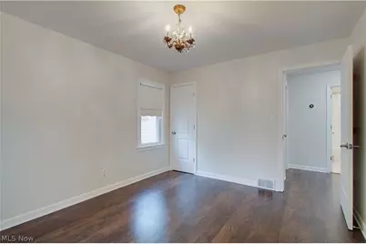 7612 Ira Avenue, Brooklyn, OH 44144 - Photo 23